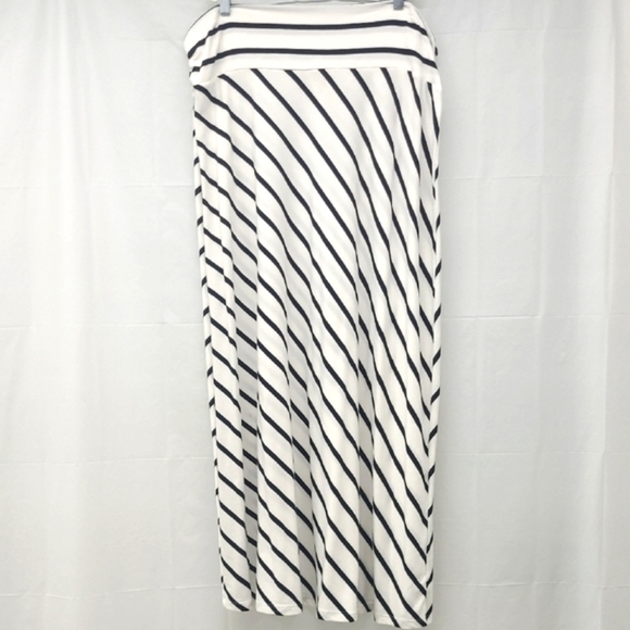 Skirt Black and White Maxi Straight Diagonal Stripe Stretchy Preppy Classic EUC - Picture 1 of 7